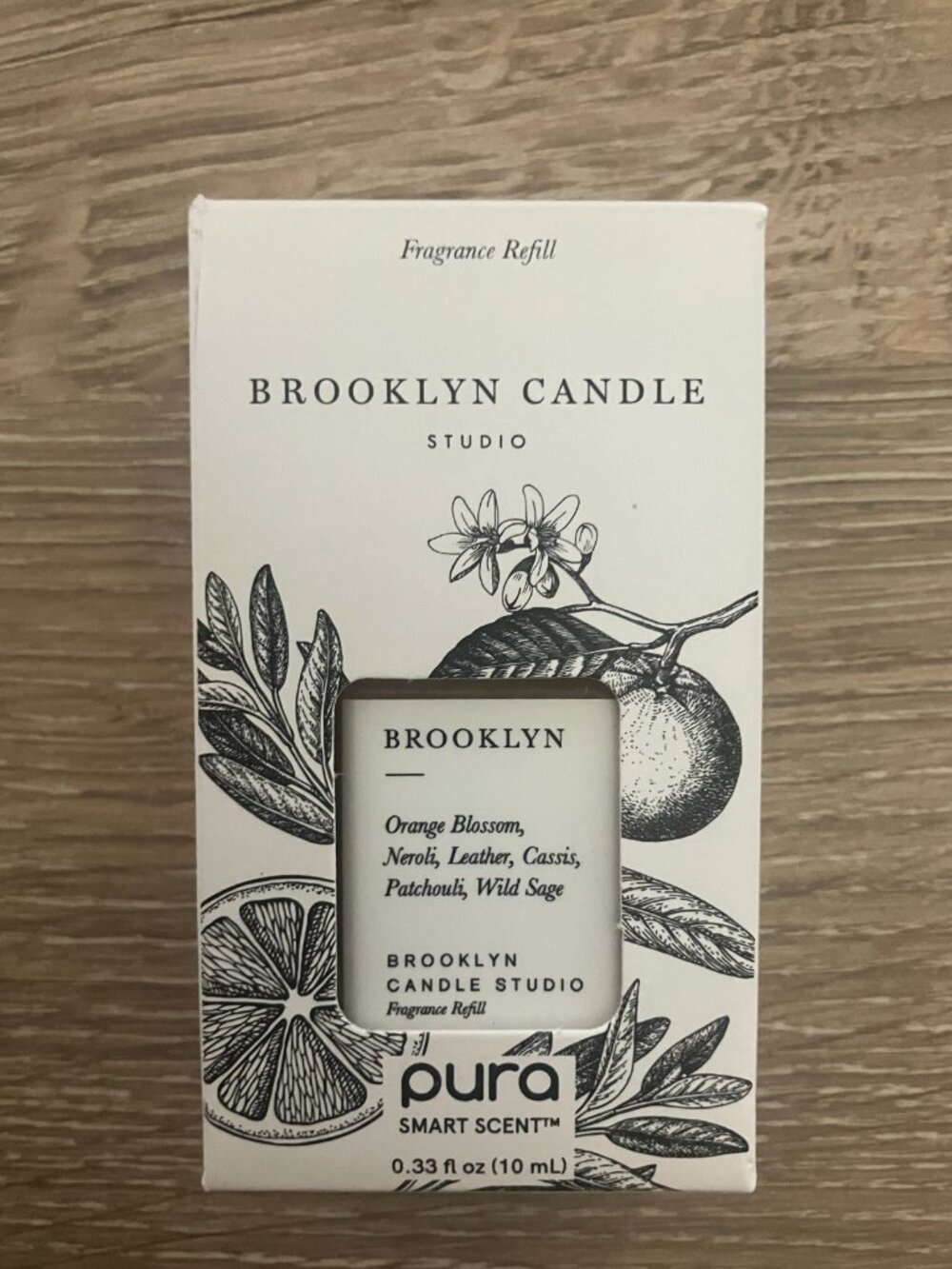 Pura Brooklyn Candle Company Brooklyn scent - orange blossom, neroli, leather